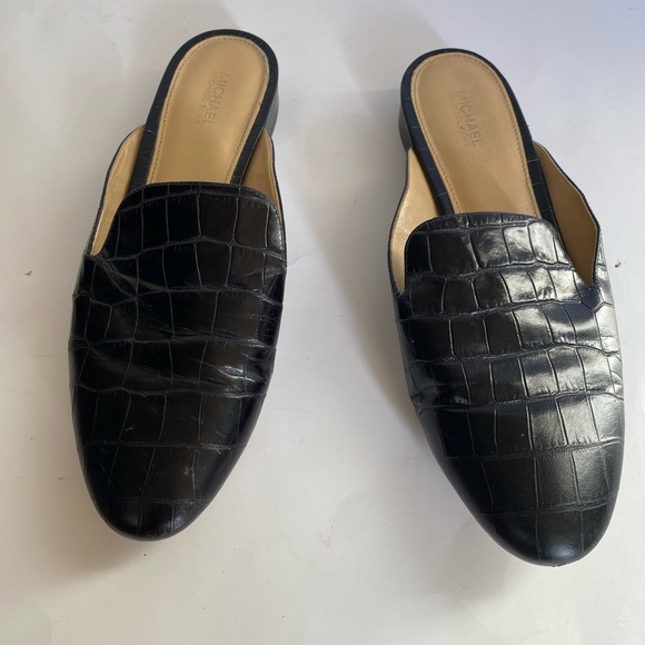 MICHAEL Michael Kors Shoes - Micheal micheal kors leather size 8.5 black mules…